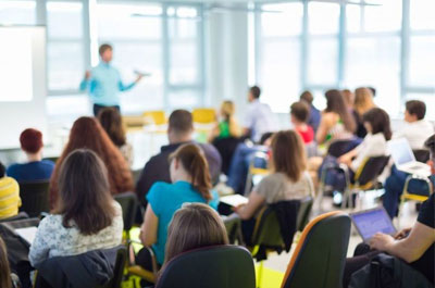 Formação nas escolas